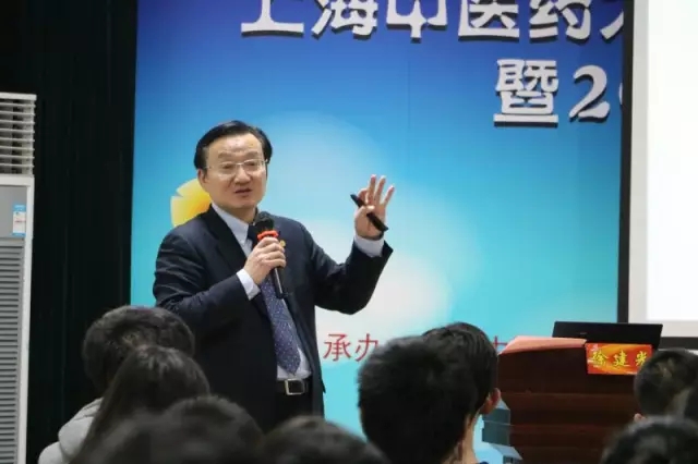 徐建光校长与青年学生共话成长之路